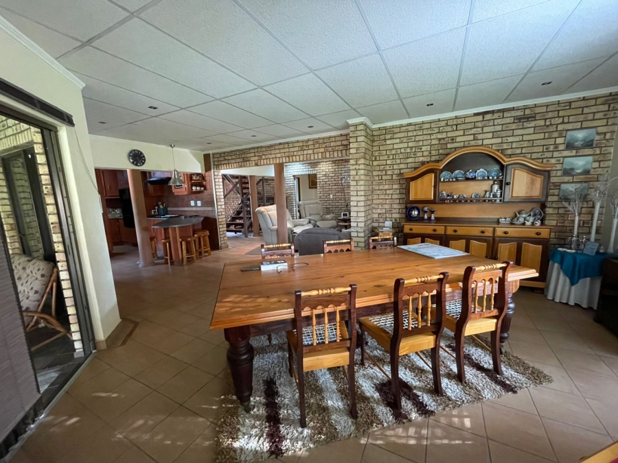 4 Bedroom Property for Sale in Christiana North West